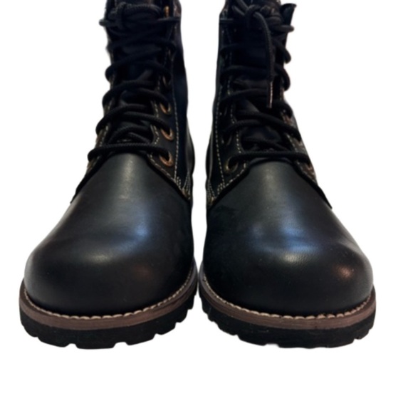 Sketchers Women’s Black Boots Size 7.5 Lace Up White Stitching NEW - Picture 3 of 13